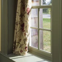 pic-contact-sidebar-2.jpg