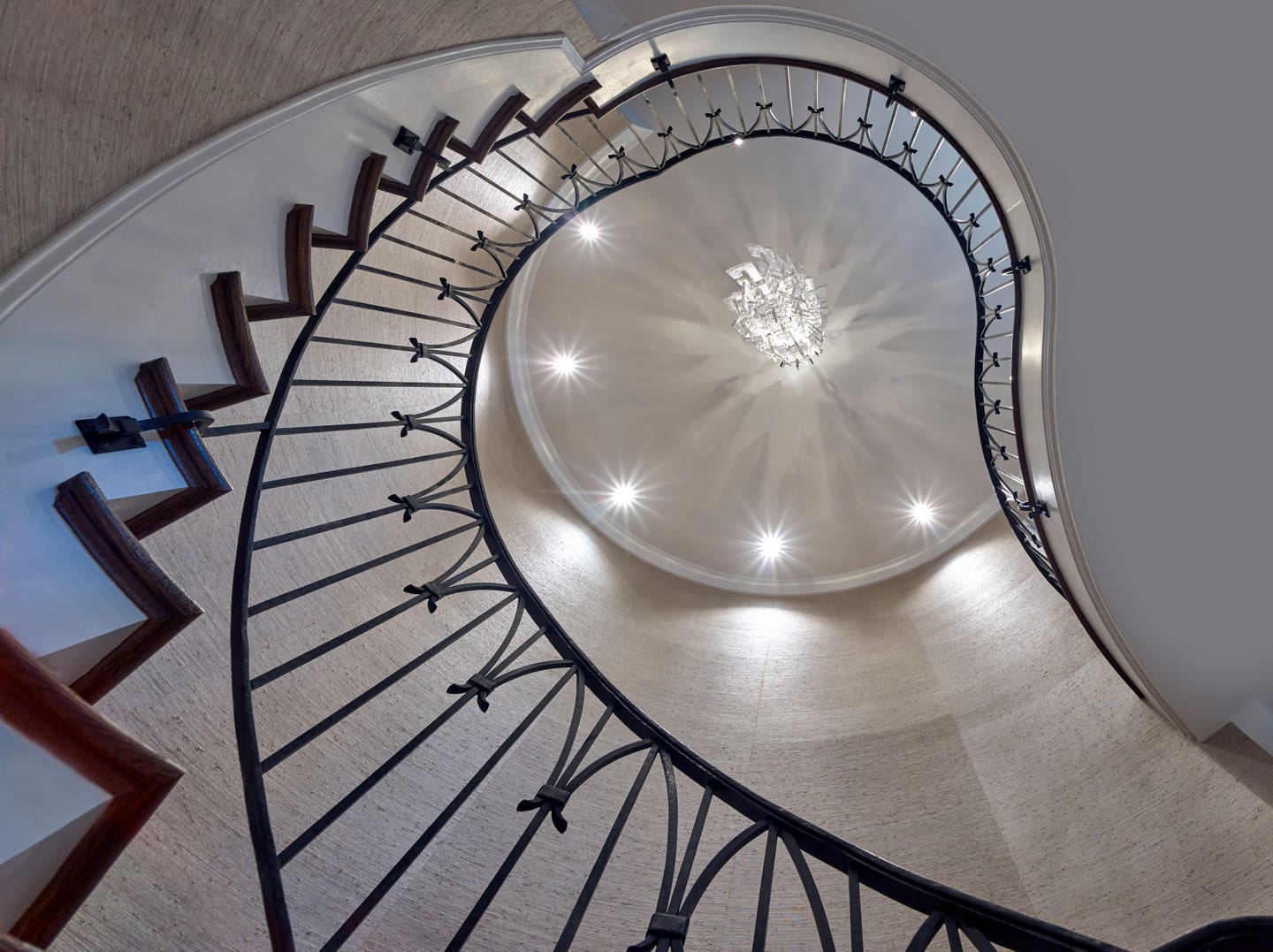 heritage-metalworks---spiral-staircase-railing.jpg