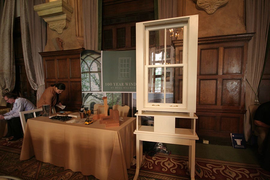 hull-booth.jpg