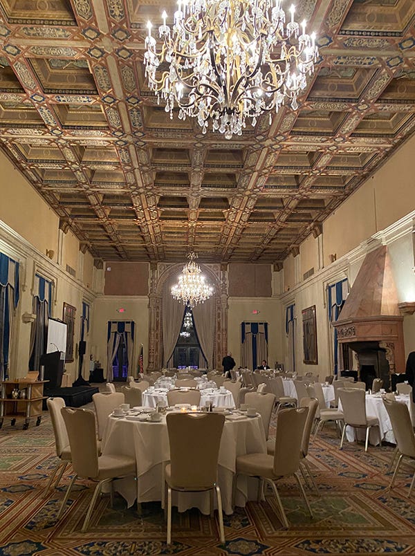 palladios-dinner-setting-no-people.jpg
