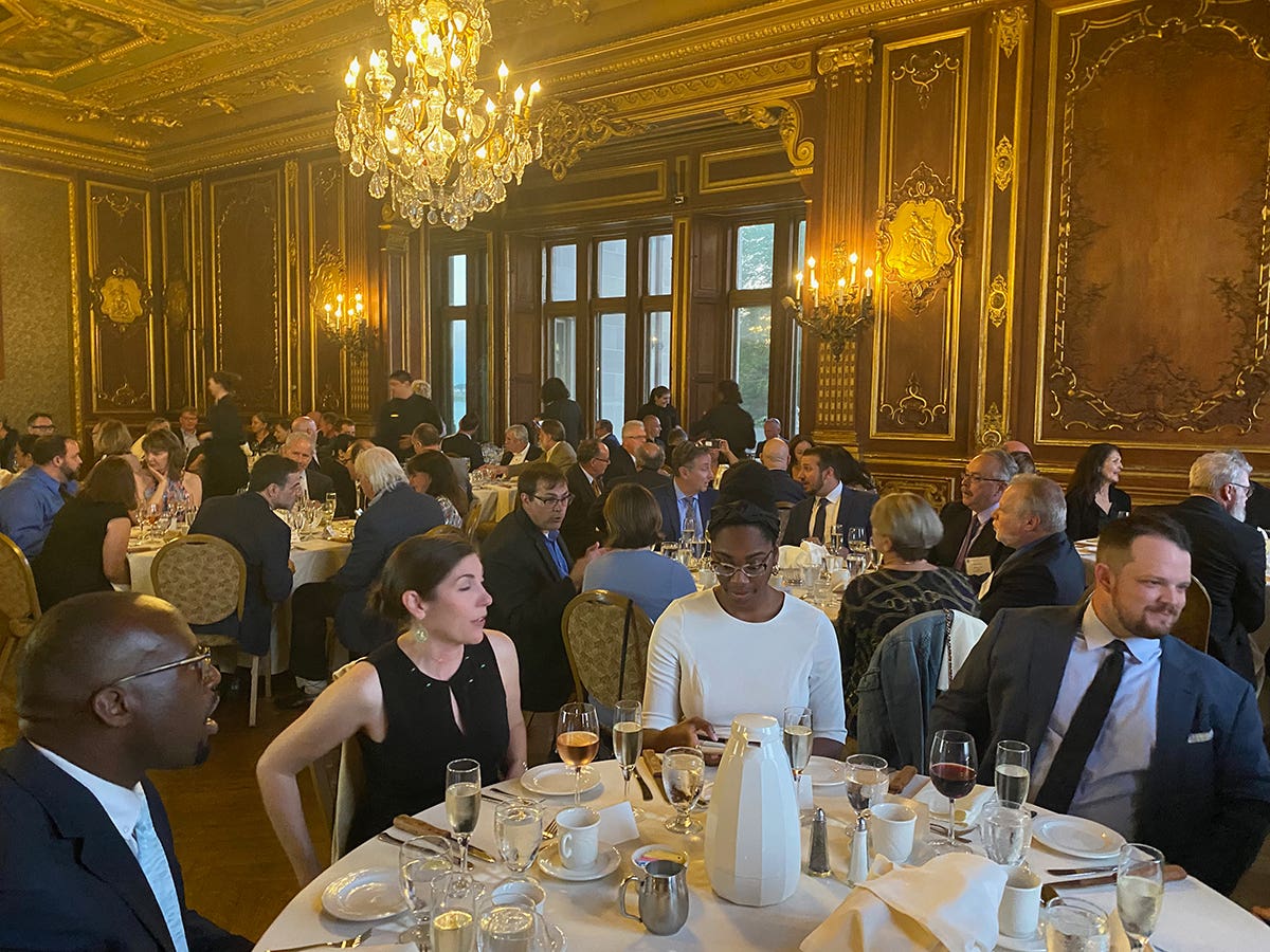 awards-dinner-1.jpg