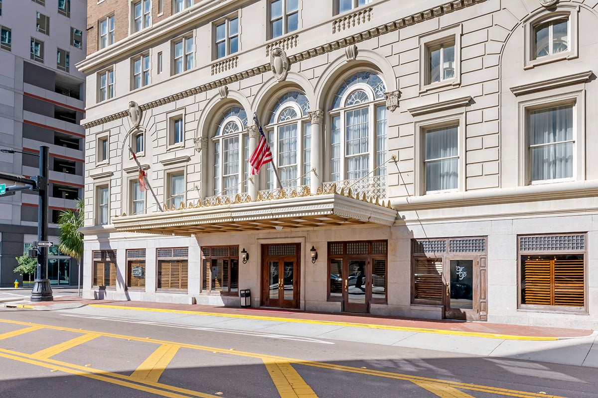 hotel.jpg